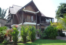 (431) Beautifully Renovated Lao House For Rent (Vientiane, Laos)