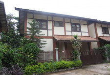 (172) House In Vientiane Riverside Complex for Rent